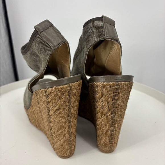 Stuart Weitzman Gray Wedge Espadrille Sandals 10 - Picture 4 of 4